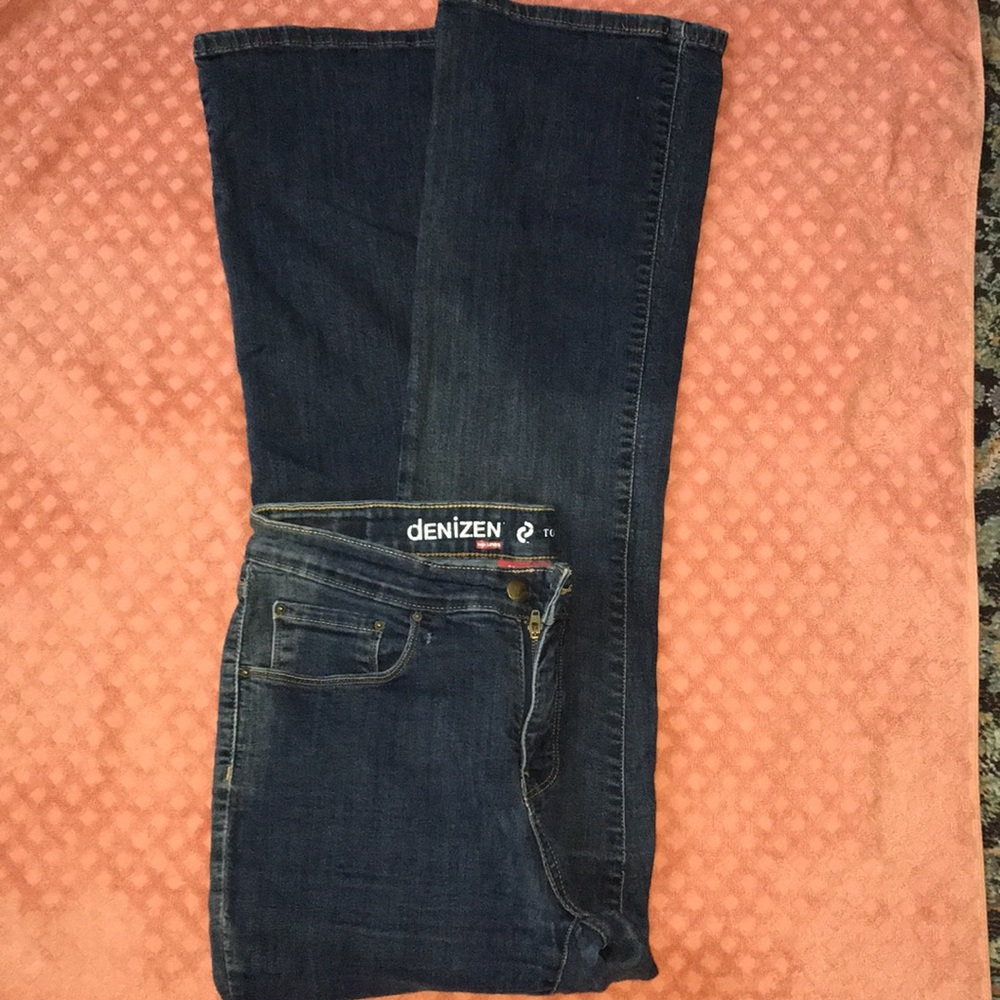 DENIZEN JEANS-DK WASH-29 W-30 L-NEW $50-NOW $24